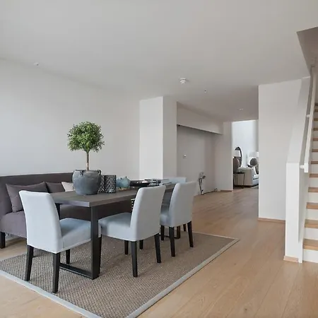 Luxury 3 Bedroom Seaview Apartment, Ons 2024 Appartement *