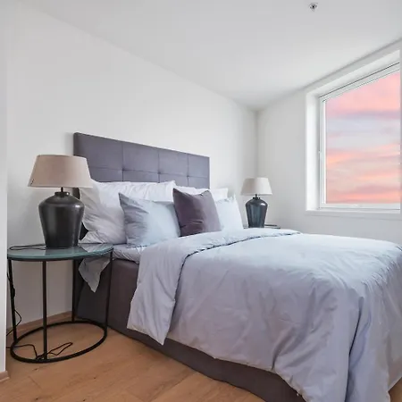 Luxury 3 Bedroom Seaview Apartment, Ons 2024 * Stavanger